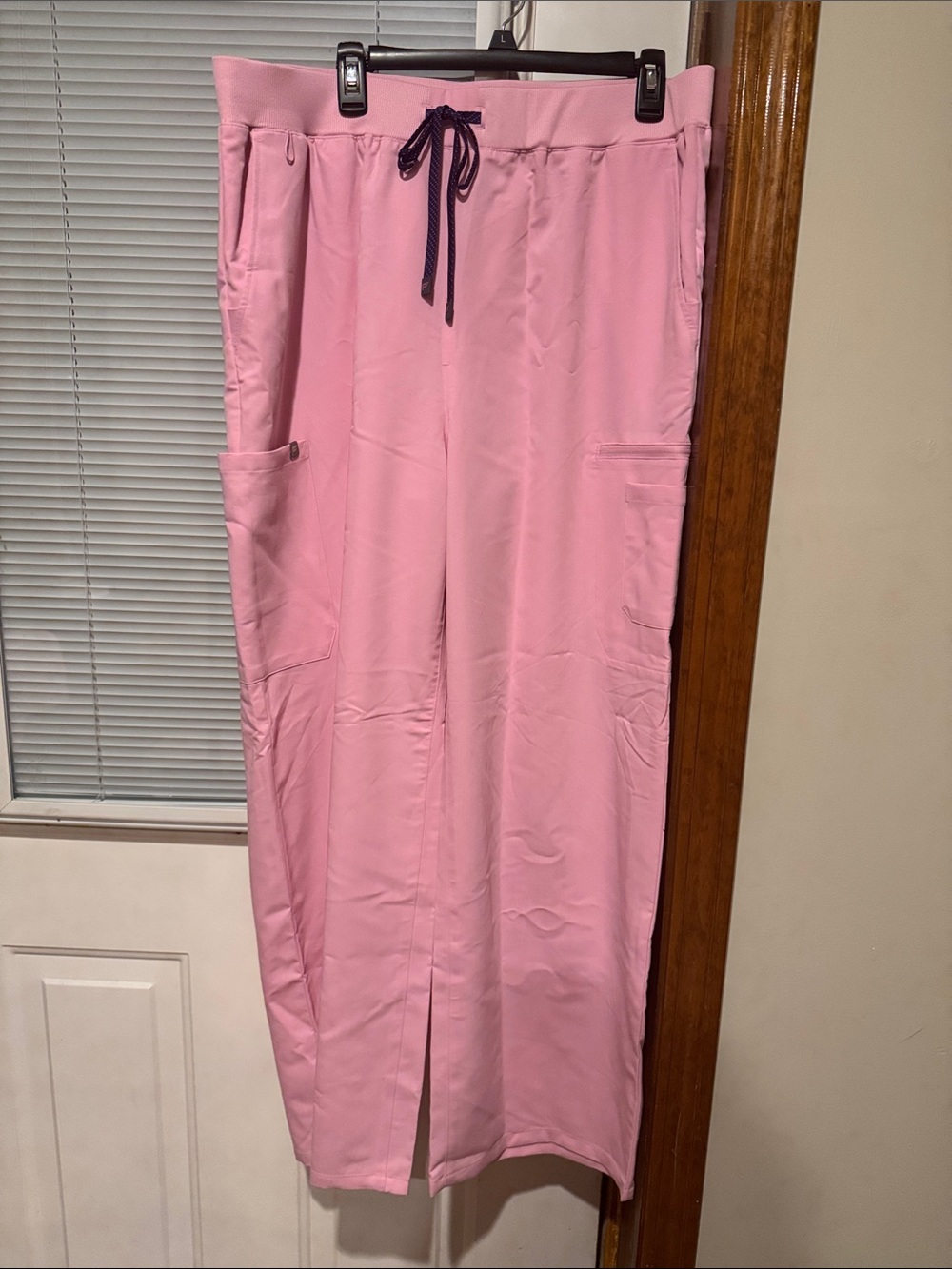 Women’s Fabletics Pink Drawstring Scrub Set